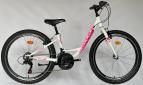 Junior Revo l�ny